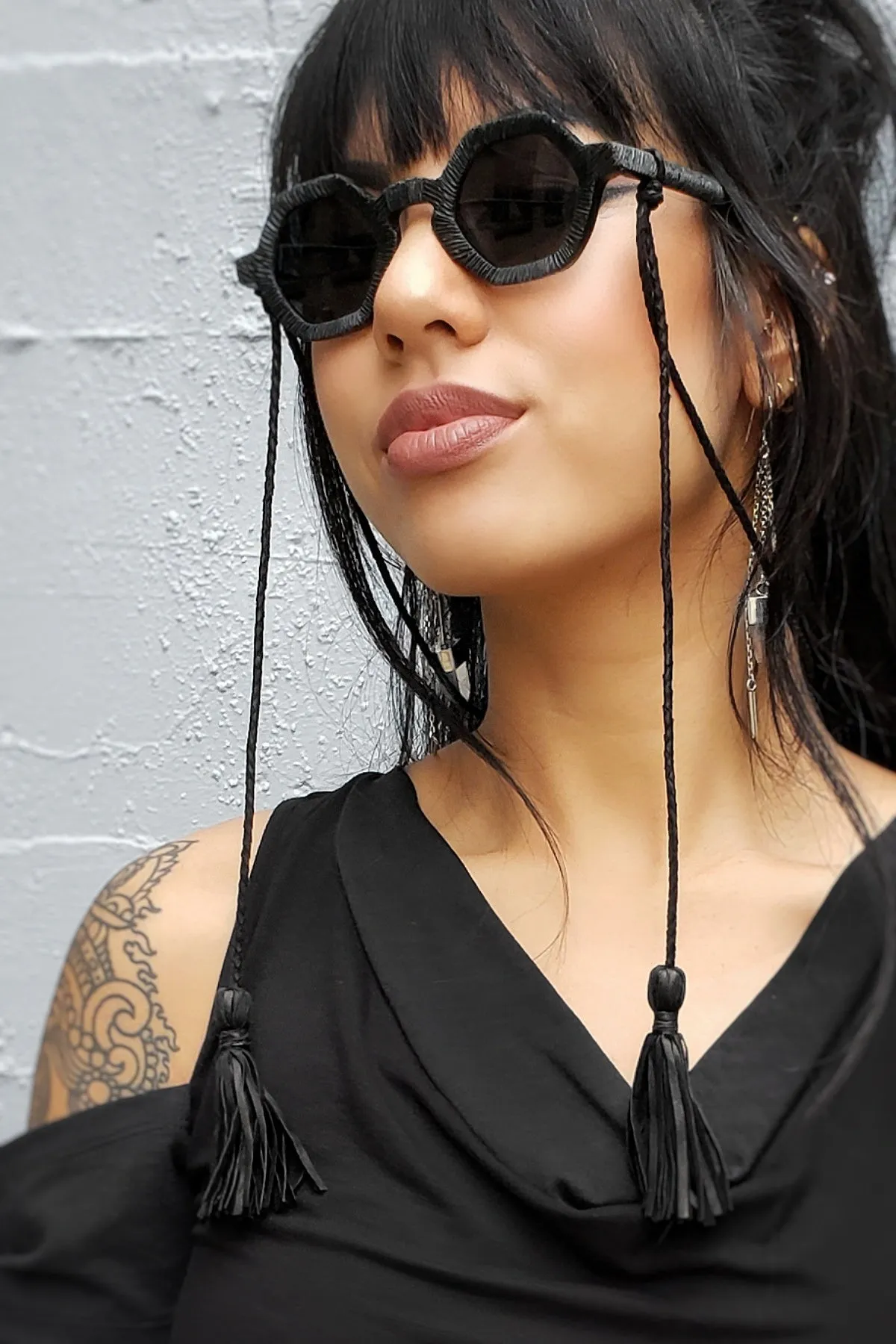 5D x Shade Braids Tassel Sunglass Strings - Black