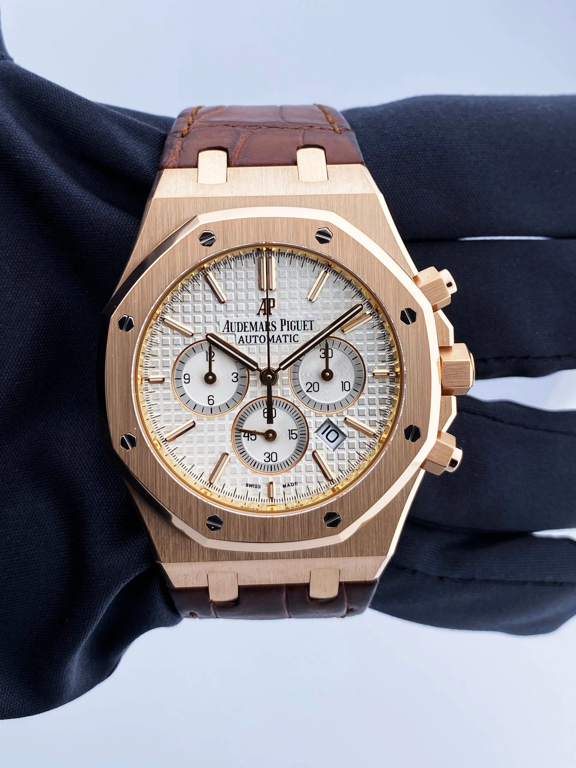 Audemars Piguet Royal Oak 26320OR 18K Rose Gold Chronograph Mens Watch