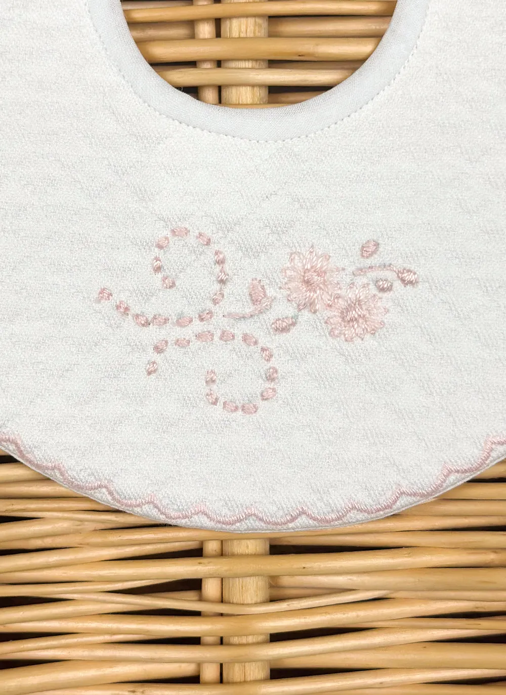 Little flowers scalloped bib