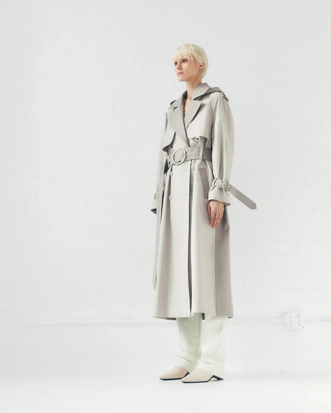 SUSTAINABLE WATER RESISTANT TRENCH COAT